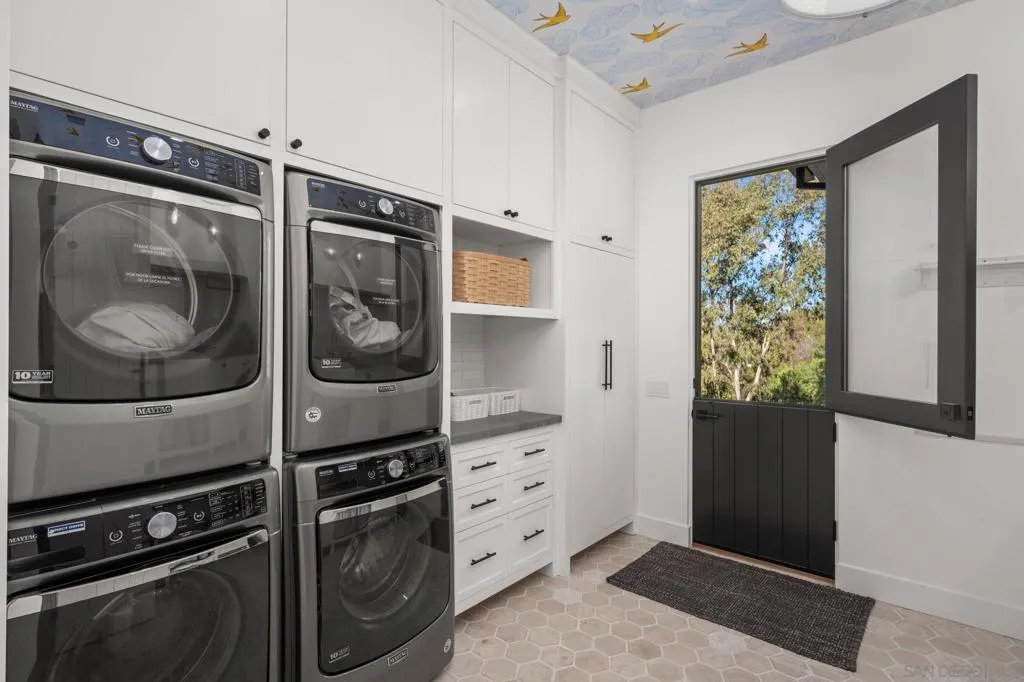 15550 El Camino Real, Rancho Santa Fe, California 92067 home-pic-27